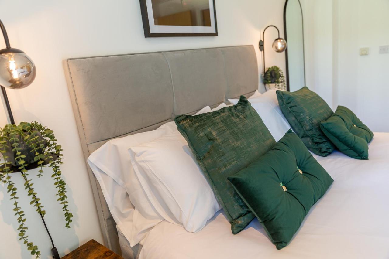 Pass The Keys Stunning 2 Bed Apartment, Fistral Beach, Newquay * Newquay (Cornwall)
